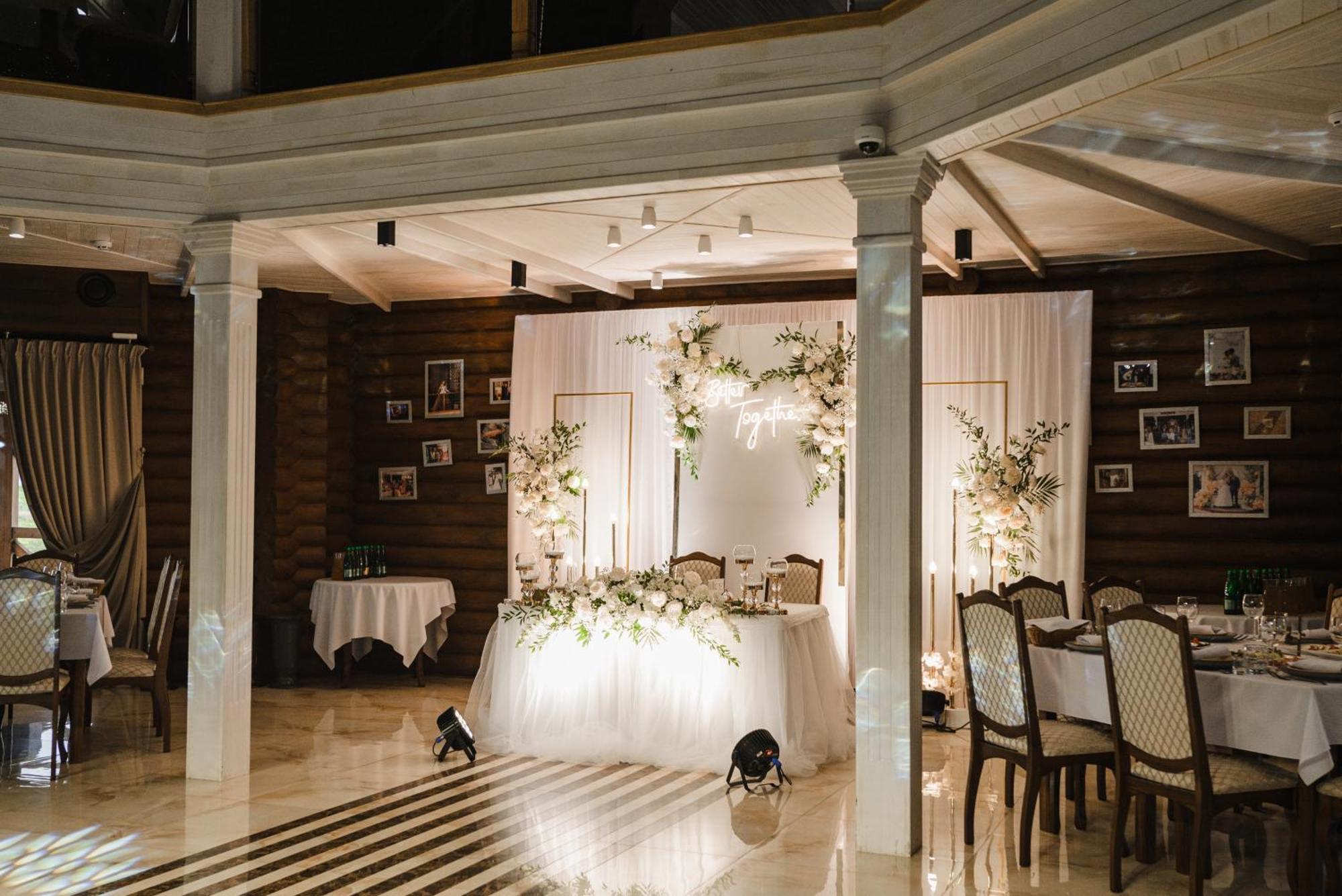 Na Pagorbi Lutsk Hotel Екстериор снимка