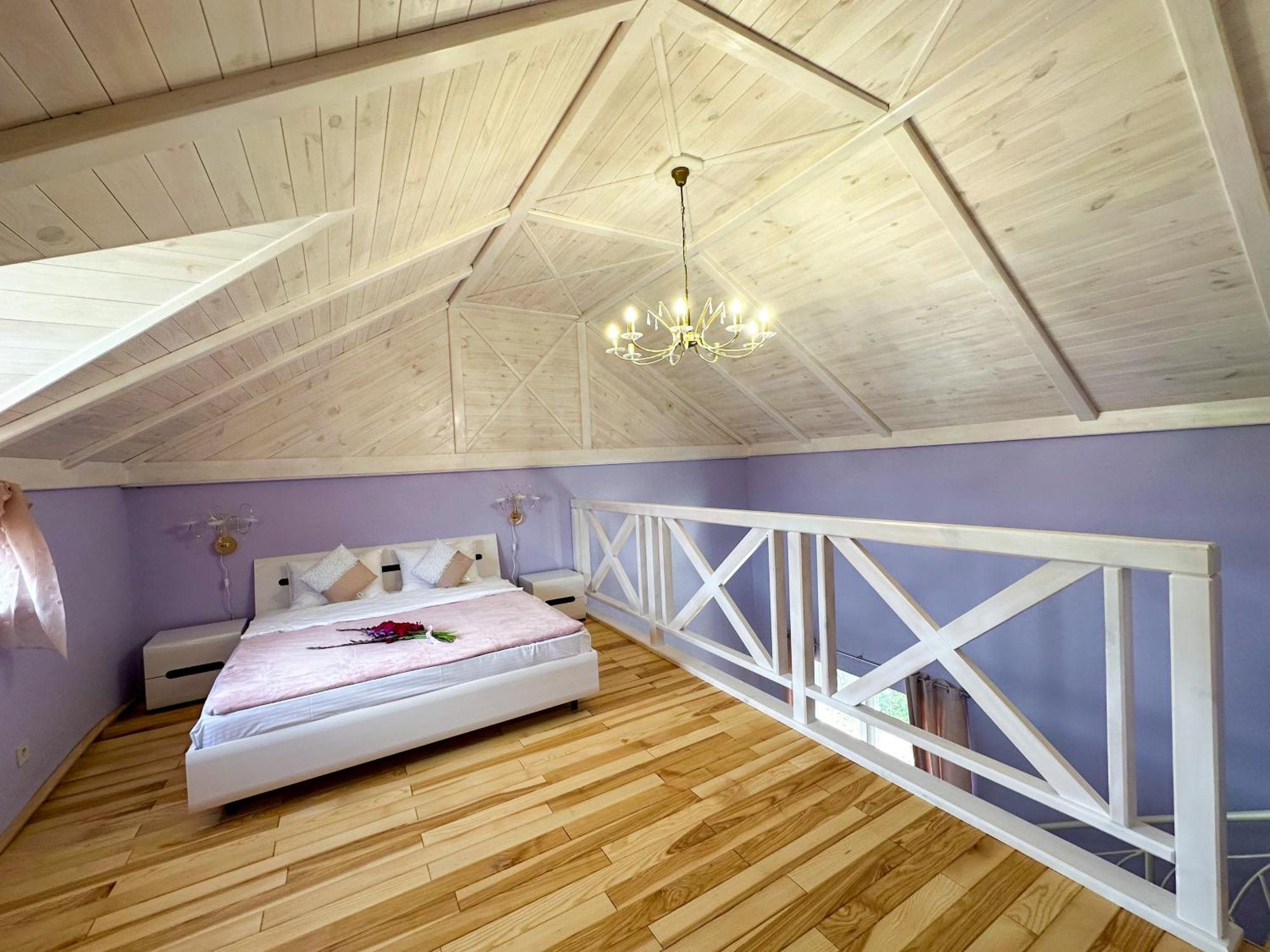 Na Pagorbi Lutsk Hotel Екстериор снимка